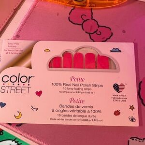 Color Street Petite Nail Strips in Bright Pink